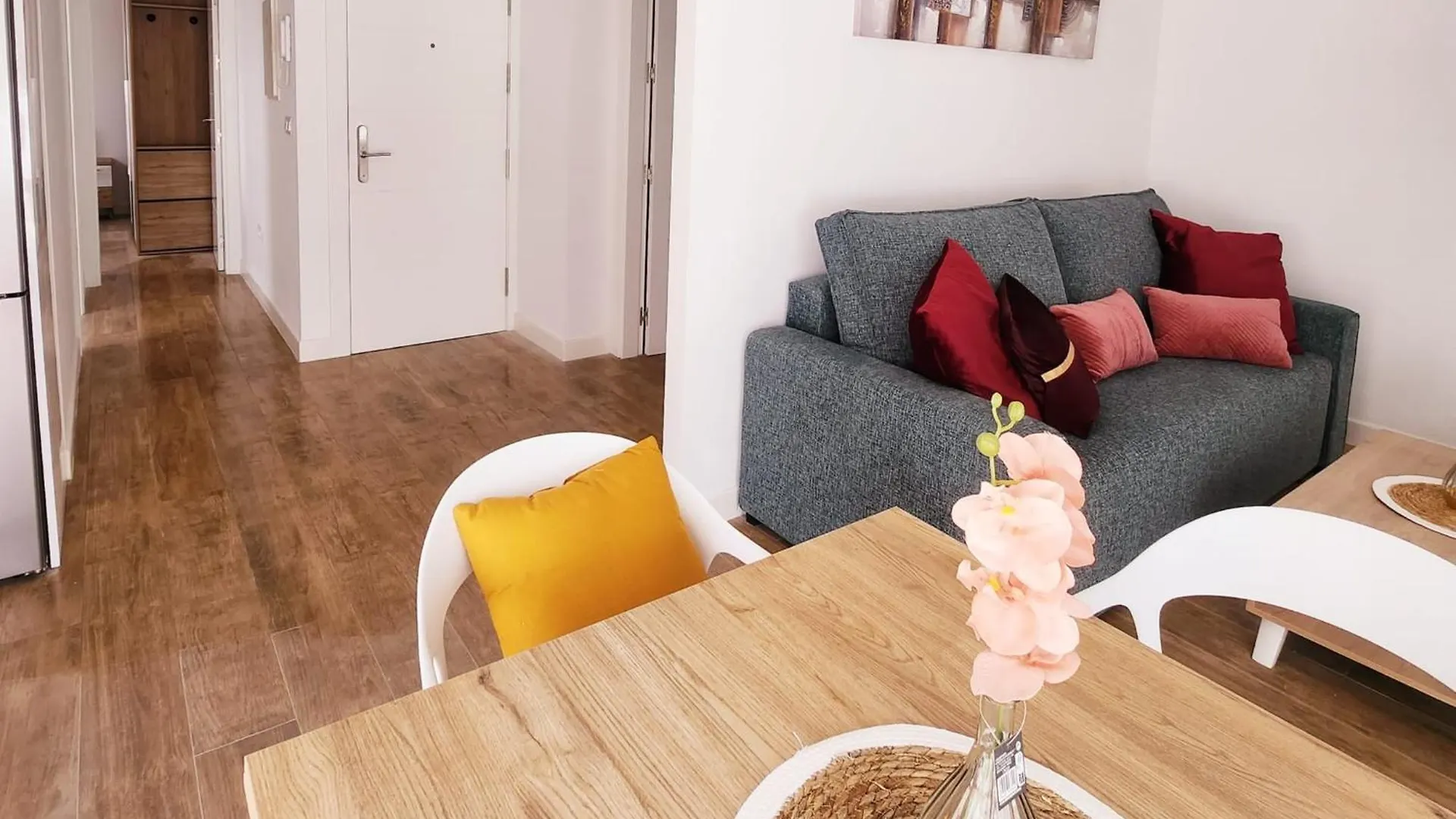 Novamar Apartamentos 푸엔히롤라 스페인